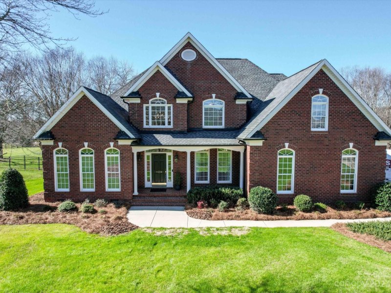 Property image 2 at 1028 Kite Court, Matthews, NC 28104