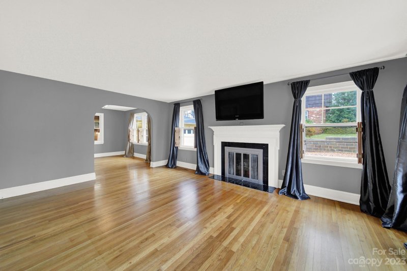 Property image 2 at 346 Euclid Avenue, Statesville, NC 28677