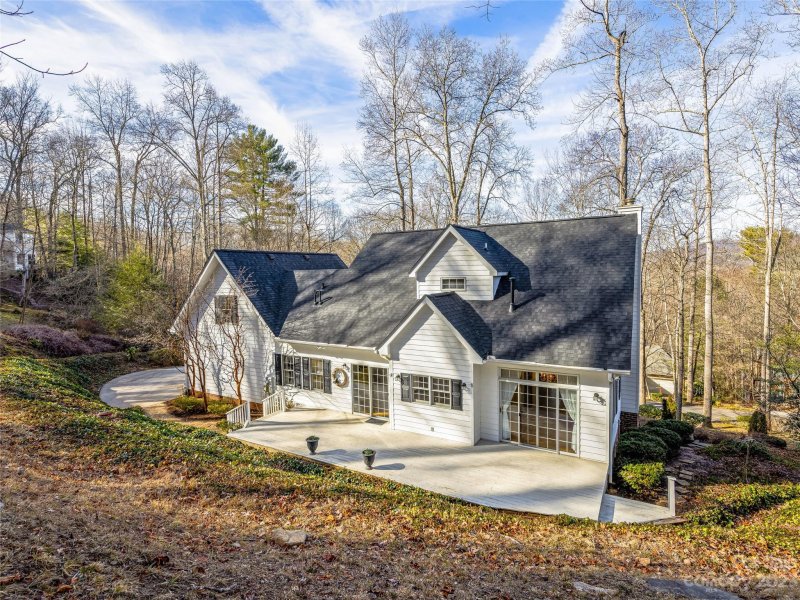 Property image 3 at 15 Glen Cable Road, Asheville, NC 28805