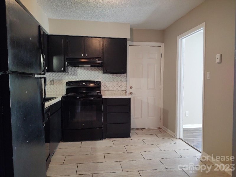 Property image 3 at 2001 Stoney Point Lane, Charlotte, NC 28210