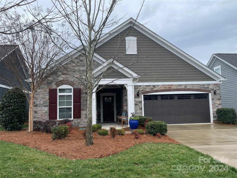 Property image 3 at 16203 Lakeside Loop Lane, Cornelius, NC 28031