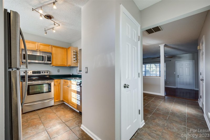 Property image 3 at 3704 Melrose Cottage Drive, Matthews, NC 28105