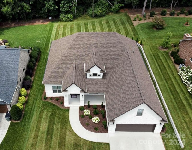 Property image 2 at 4318 Holly Circle, Conover, NC 28613