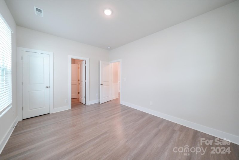 Property image 4 at 1716 Coral Bark Lane, Charlotte, NC 28216