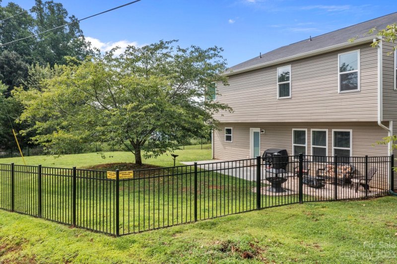 Property image 2 at 305 Lizbeth Lane, China Grove, NC 28023