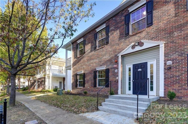 21512 Aftonshire Drive