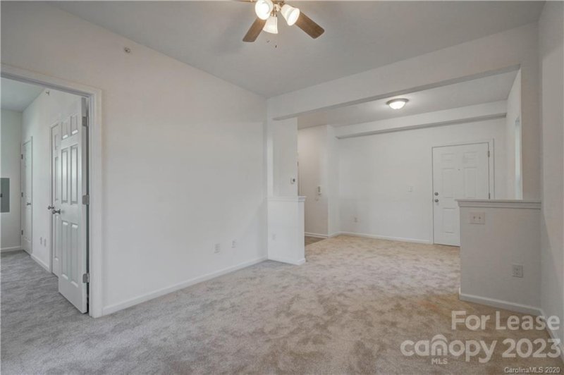 Property image 3 at 21512 Aftonshire Drive, Cornelius, NC 28031