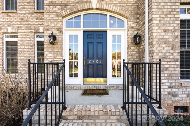 Property image 2 at 2703 Olympus Drive, Charlotte, NC 28214