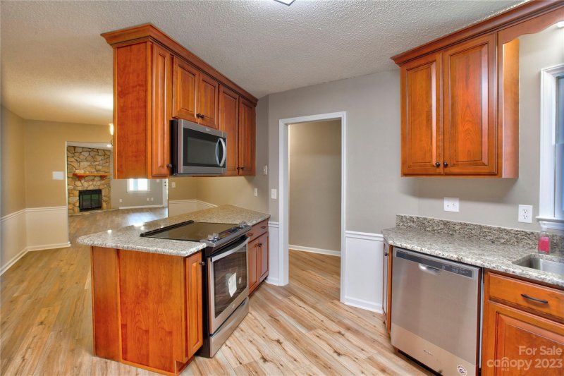 Property image 3 at 544 Camrose Circle, Concord, NC 28025