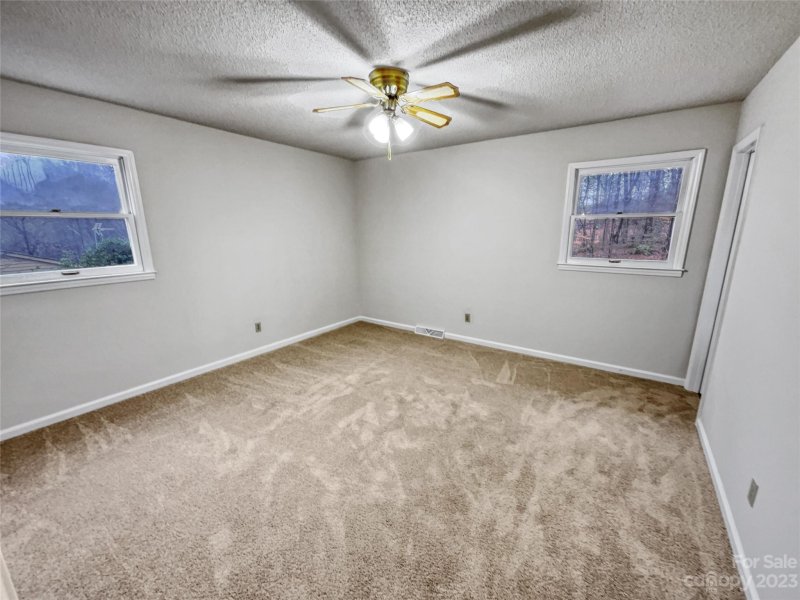 Property image 3 at 140 Greendale Drive, Mount Holly, NC 28120