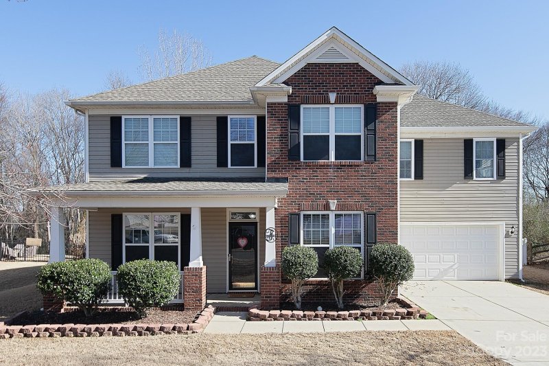 3025 Brook Valley Run