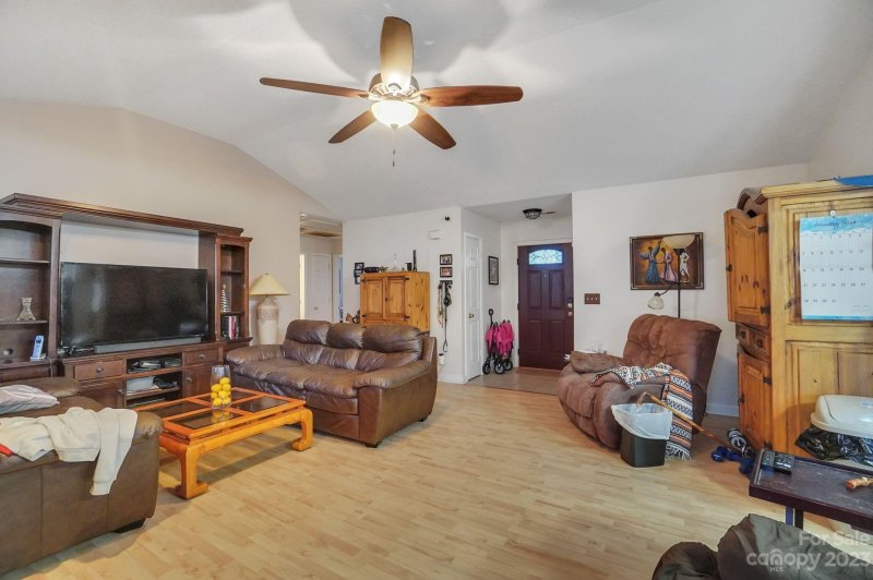 Property image 5 at 9953 Brawley Lane, Charlotte, NC 28215