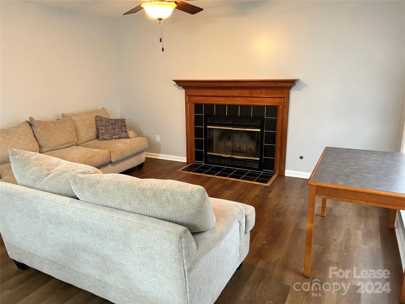 Property image 3 at 5901 Thorn Hill Lane, Charlotte, NC 28208