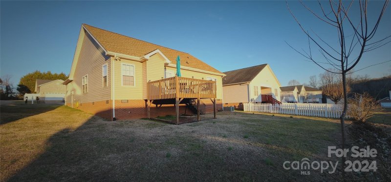 Property image 2 at 1605 Mayfair Drive, Conover, NC 28613