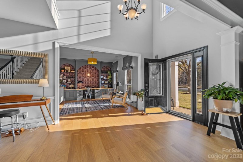 Property image 4 at 5118 King Arthur Drive, Charlotte, NC 28277