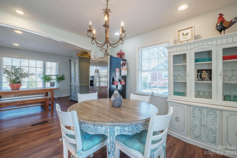 Property image 4 at 313 Clearbrook Road, Matthews, NC 28105