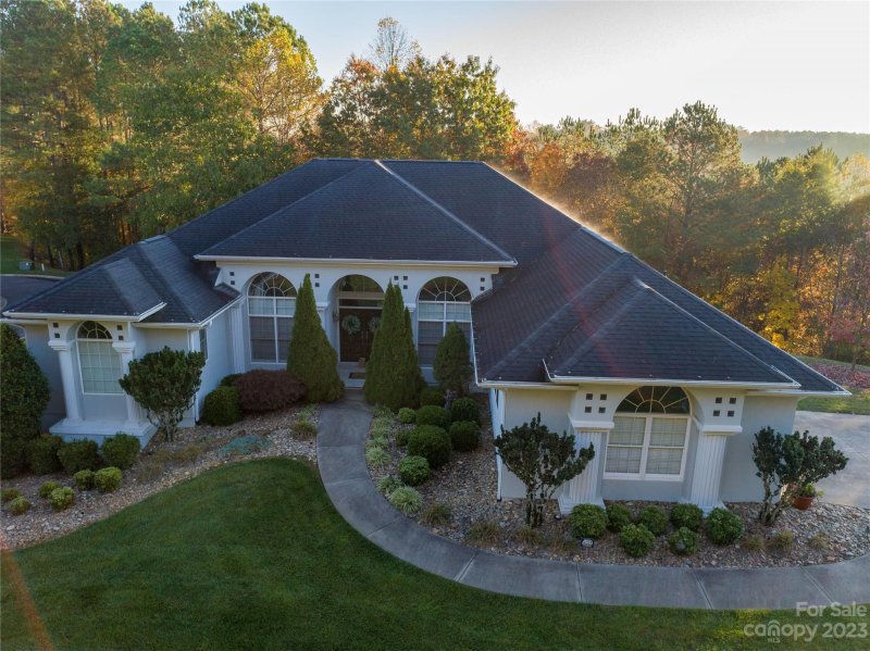 Property image 2 at 116 Gunpowder View Circle, Granite Falls, NC 28630