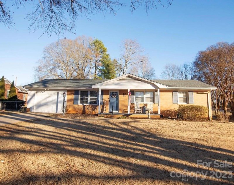 3021 Hazel Drive