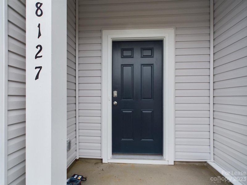 Property image 3 at 8127 Murray Branch Drive, Charlotte, NC 28216