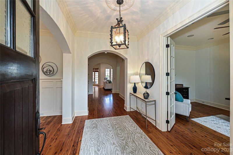 Property image 3 at 7932 Pemswood Street, Charlotte, NC 28277