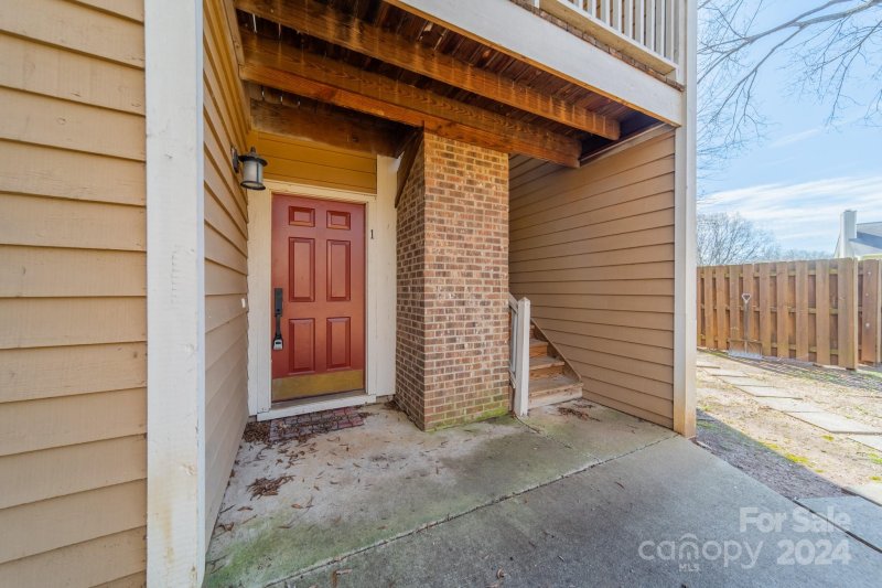 Property image 4 at 3304 Selwyn Farms Lane, Charlotte, NC 28209