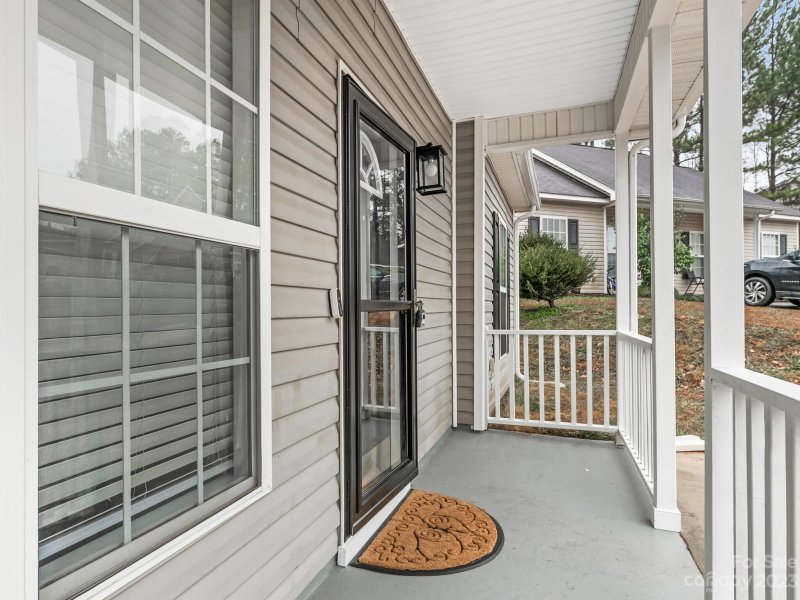 Property image 2 at 6342 Derryfield Drive, Charlotte, NC 28213