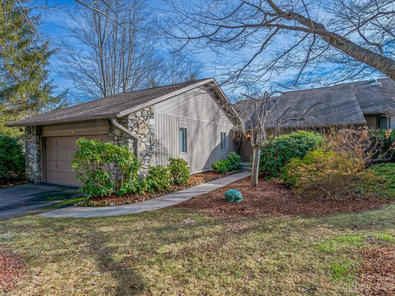 Property image 3 at 34 Stony Ridge, Asheville, NC 28804