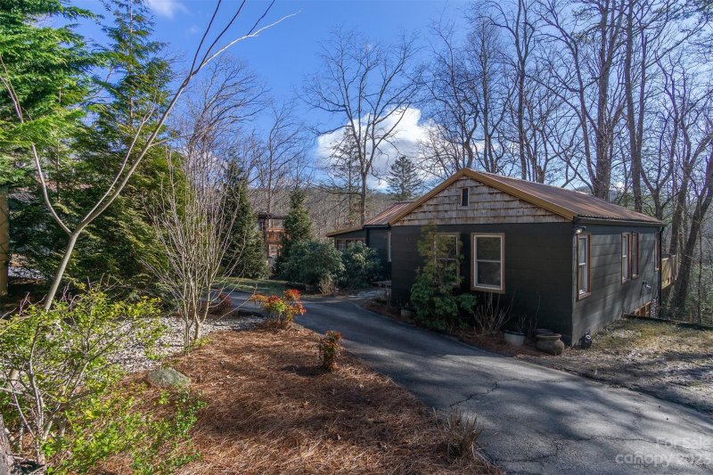 Property image 3 at 219 Rattlesnake Mountain Road, Black Mountain, NC 28711