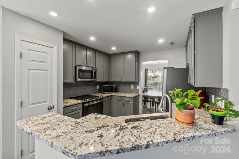 Property image 4 at 7255 Cascading Pines Drive, Tega Cay, SC 29708