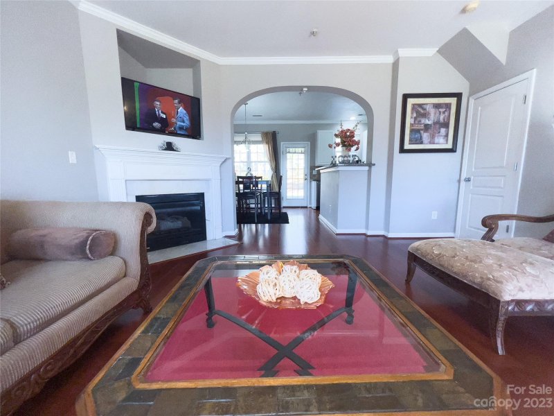 Property image 4 of 8480 Chaceview Court in Villages of Avonlea, Charlotte, NC 28269