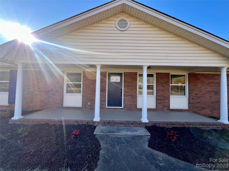 Property image 2 at 1500 Huntingdon Road, Kannapolis, NC 28081