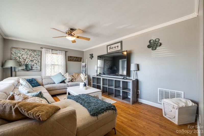 Property image 4 at 1500 Anthony Drive, Gastonia, NC 28052