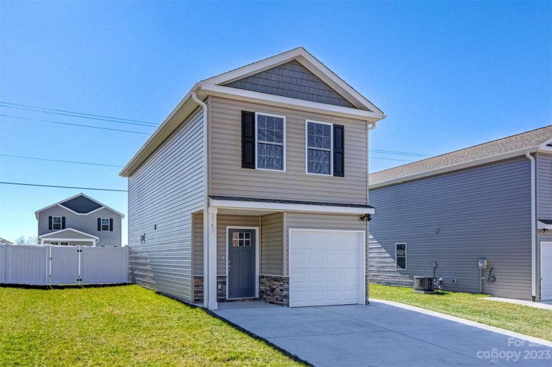 2545 Snow Creek Road