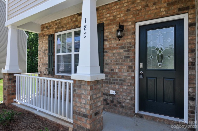 Property image 3 at 180 King William Drive, Mooresville, NC 28115