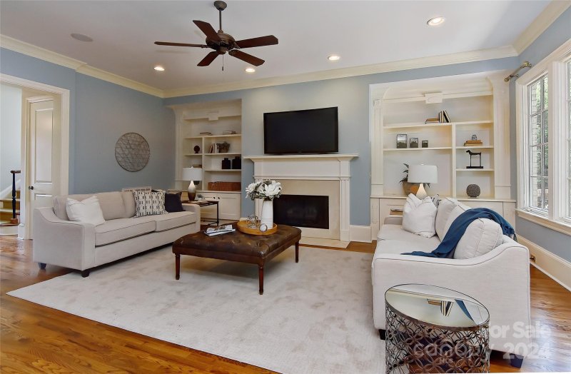 Property image 2 at 8908 Heydon Hall Circle, Charlotte, NC 28210