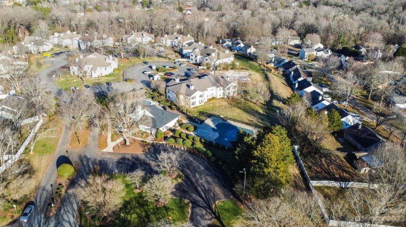 Property image 5 at 8020 Tremaine Court, Charlotte, NC 28227