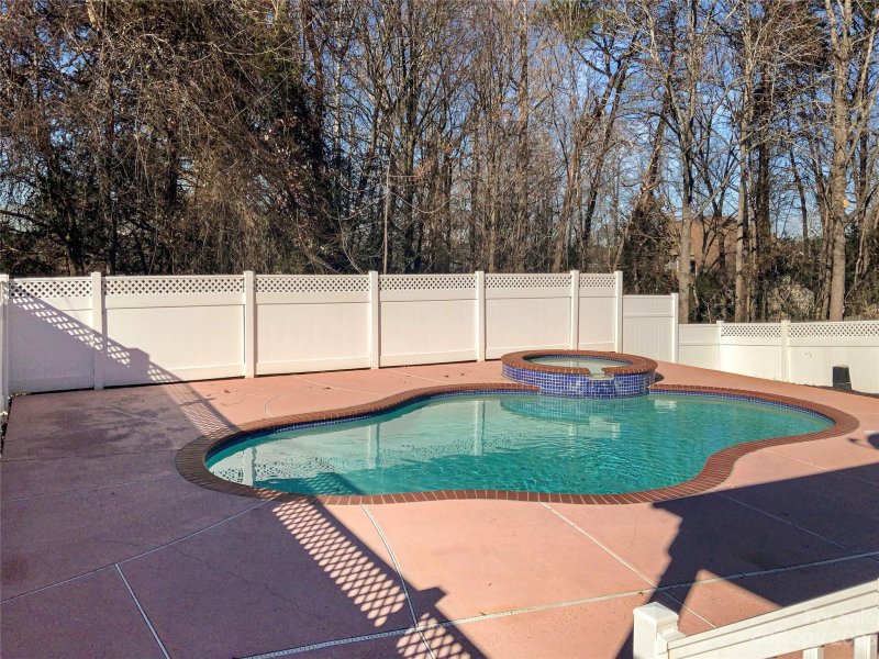 Property image 3 at 101 Peralta Circle, Mooresville, NC 28117