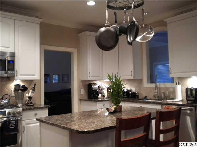 Property image 2 at 6722 Carmel Hills Drive, Charlotte, NC 28226