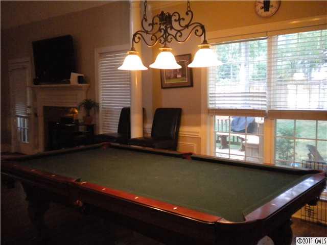 Property image 3 at 6722 Carmel Hills Drive, Charlotte, NC 28226
