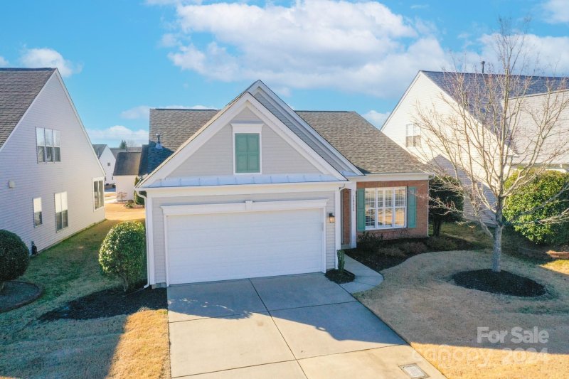 Property image 3 at 10216 Threatt Woods Drive, Charlotte, NC 28277