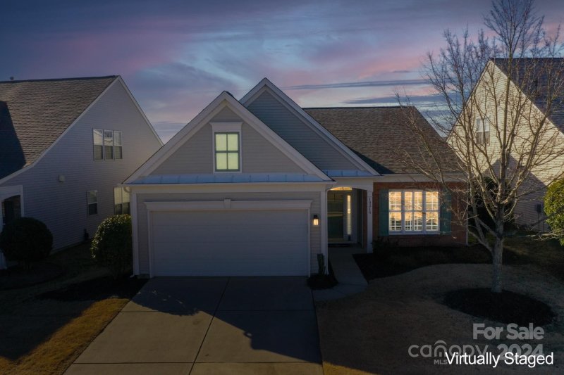 Property image 4 at 10216 Threatt Woods Drive, Charlotte, NC 28277