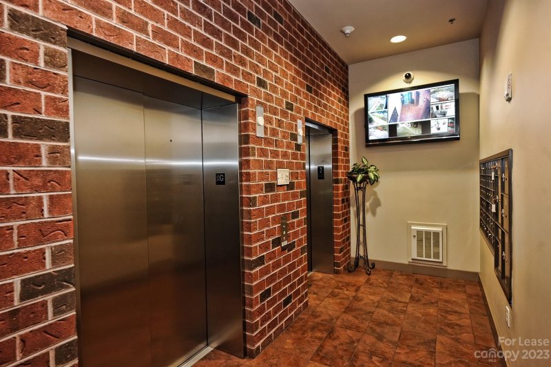 Property image 3 at 715 N Graham Street, Charlotte, NC 28202