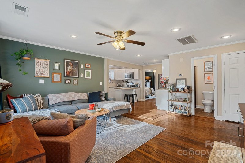 Property image 4 at 1913 Anderson Street, Charlotte, NC 28205