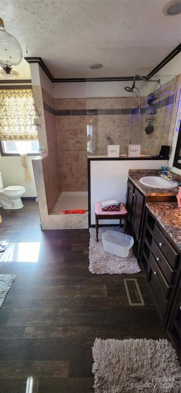 Property image 2 at 5077 Sierra Drive, Maiden, NC 28650