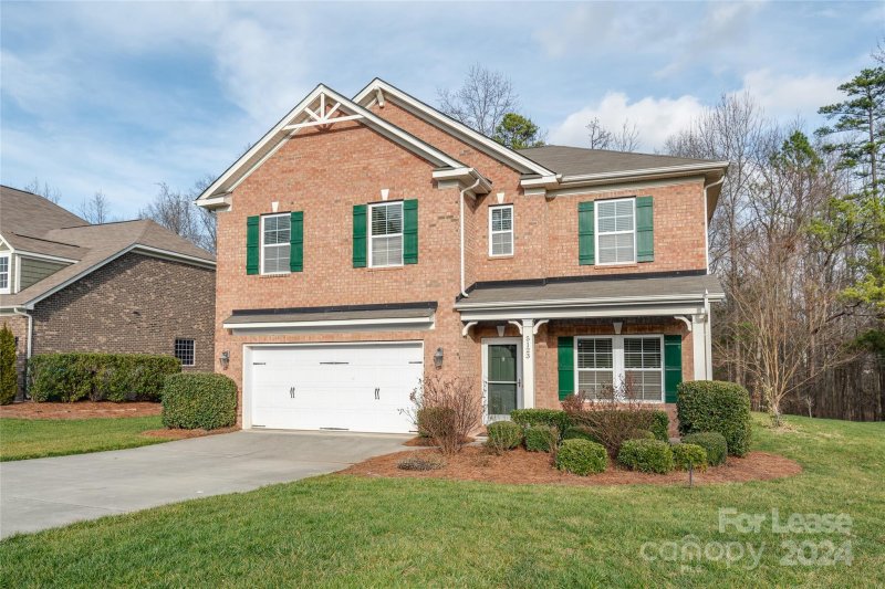 Property image 2 at 5123 Poplar Knoll Drive, Matthews, NC 28105