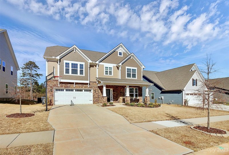 Property image 2 at 24104 Retreat Drive, Huntersville, NC 28078