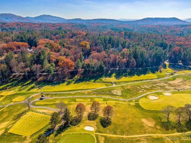 Property image 3 at 8 Southwood Road, Asheville, NC 28803