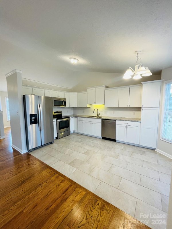 Property image 5 at 1444 Farmington Hills Drive, Conover, NC 28613