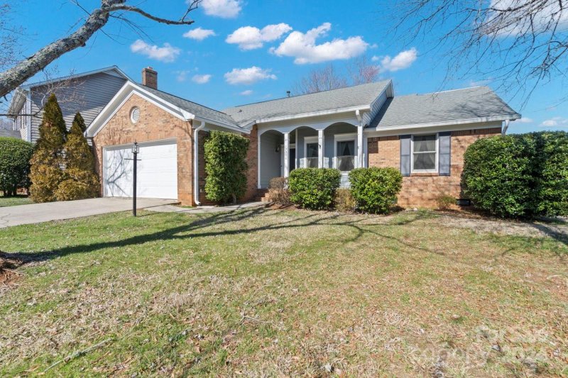 12906 Indian Hills Lane