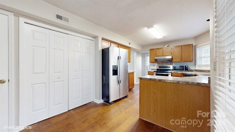 Property image 5 at 3409 Chardmore Drive, Matthews, NC 28105